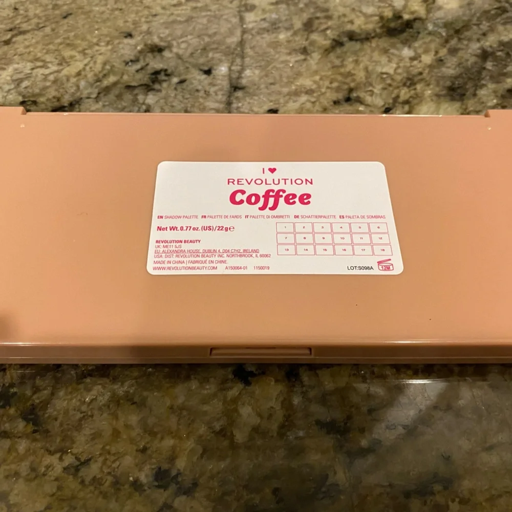 I Heart Revolution Coffee Eyeshadow Palette NWOB